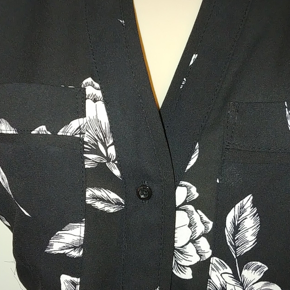 Candies black floral sheer blouse - Picture 2 of 8